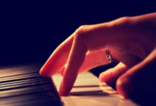 朱婷发布首部纪录片：曾每天吃五粒布洛芬止疼江南都市报.